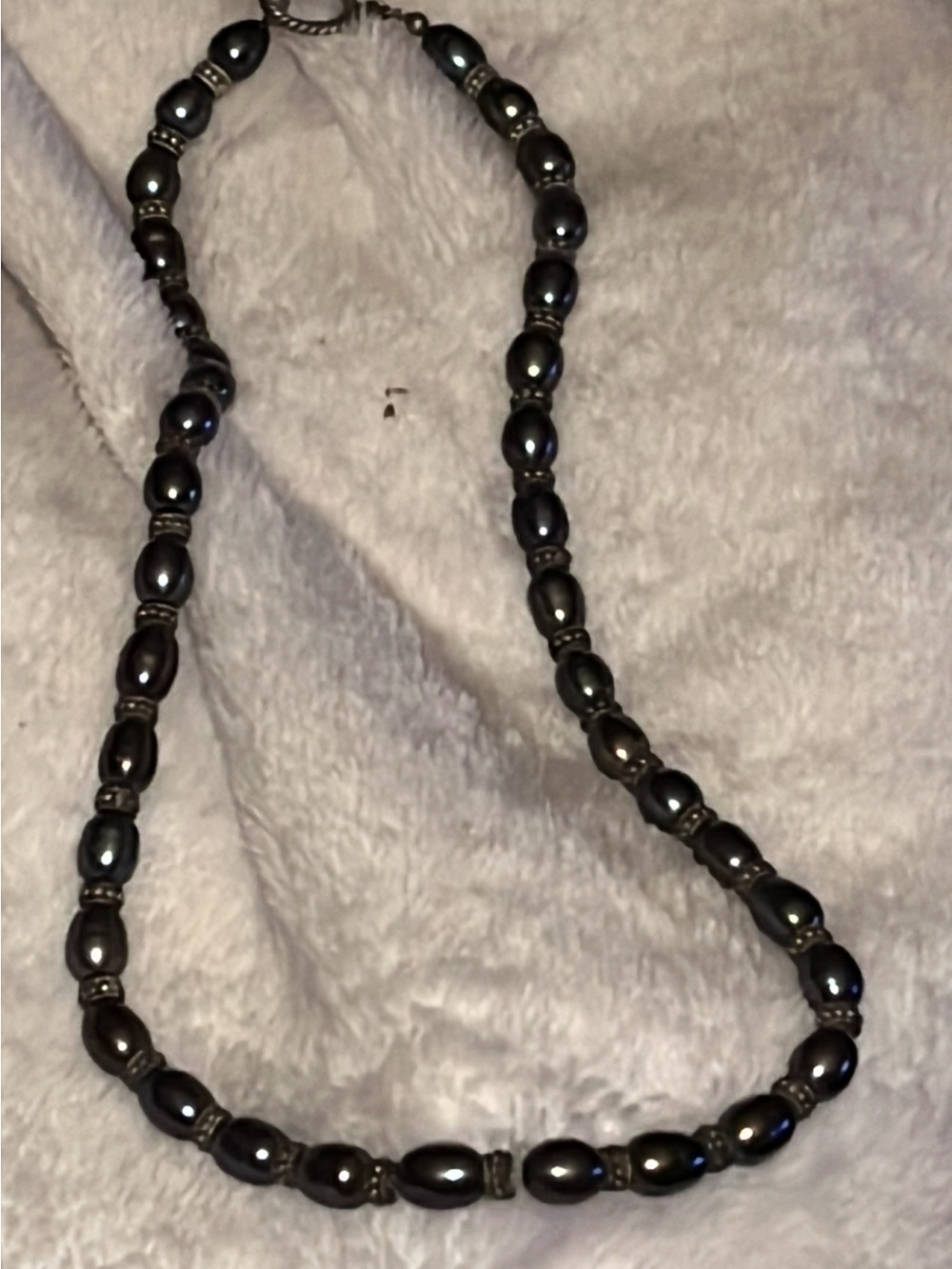 Classic Drag Grey  Pearl Beaded Necklace - Elegant Women’s Jewelry